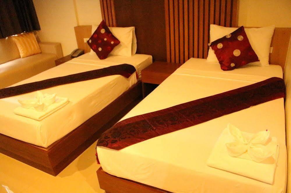Baan Ketkeaw 1 Hostel *