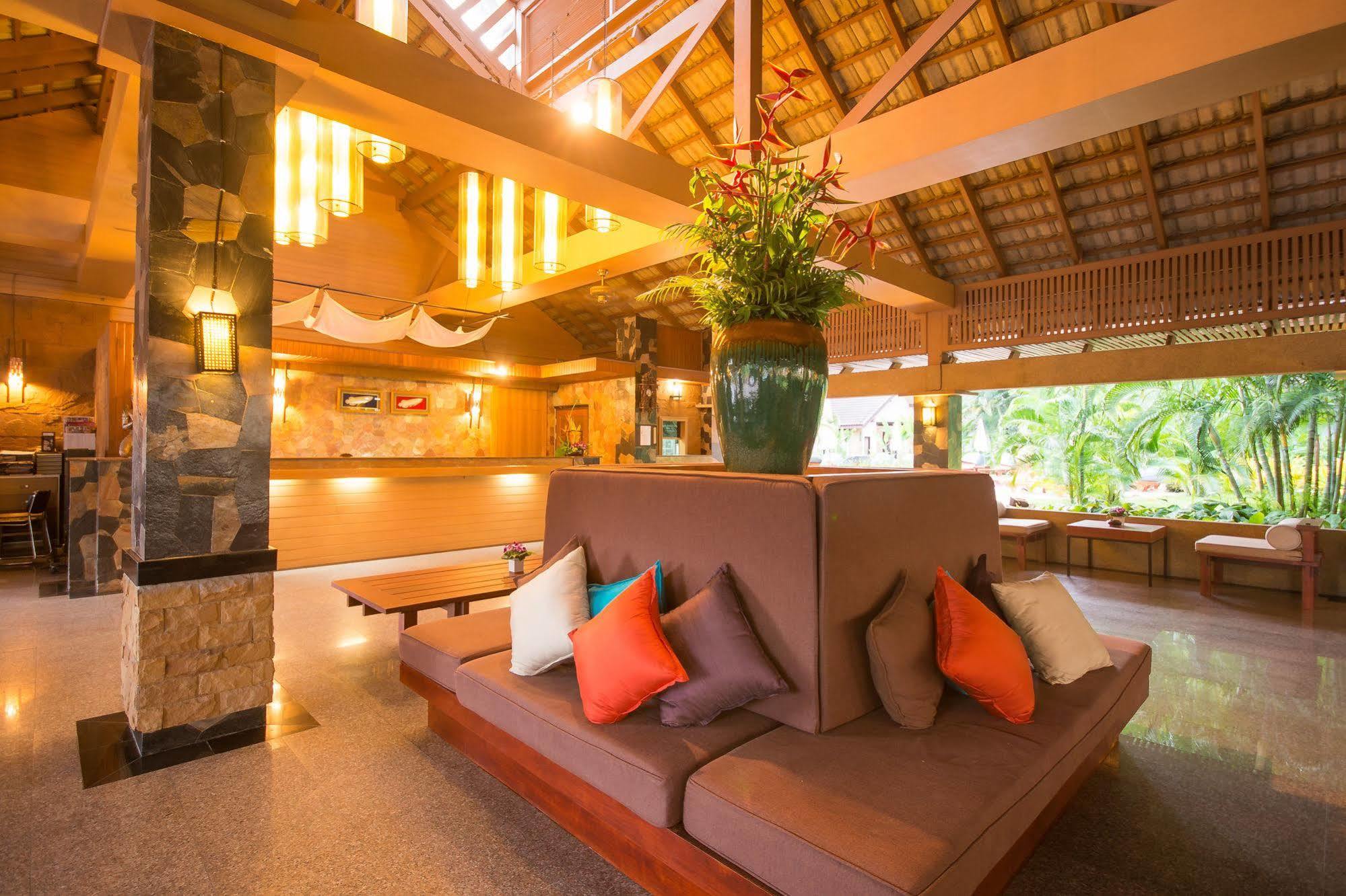Phuket Island View - Sha 4*