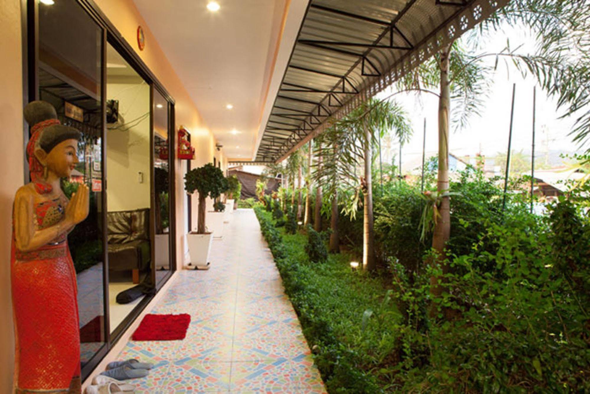 Hotel Phuket Airport