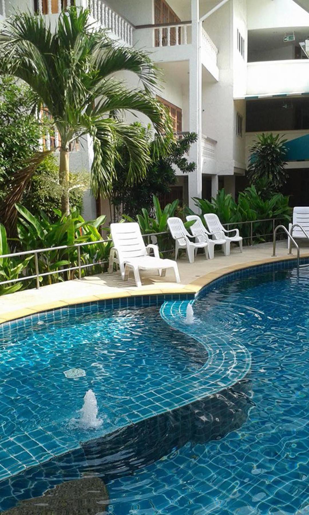 Neptuna Hotel By Maduzi Hotel Phuket