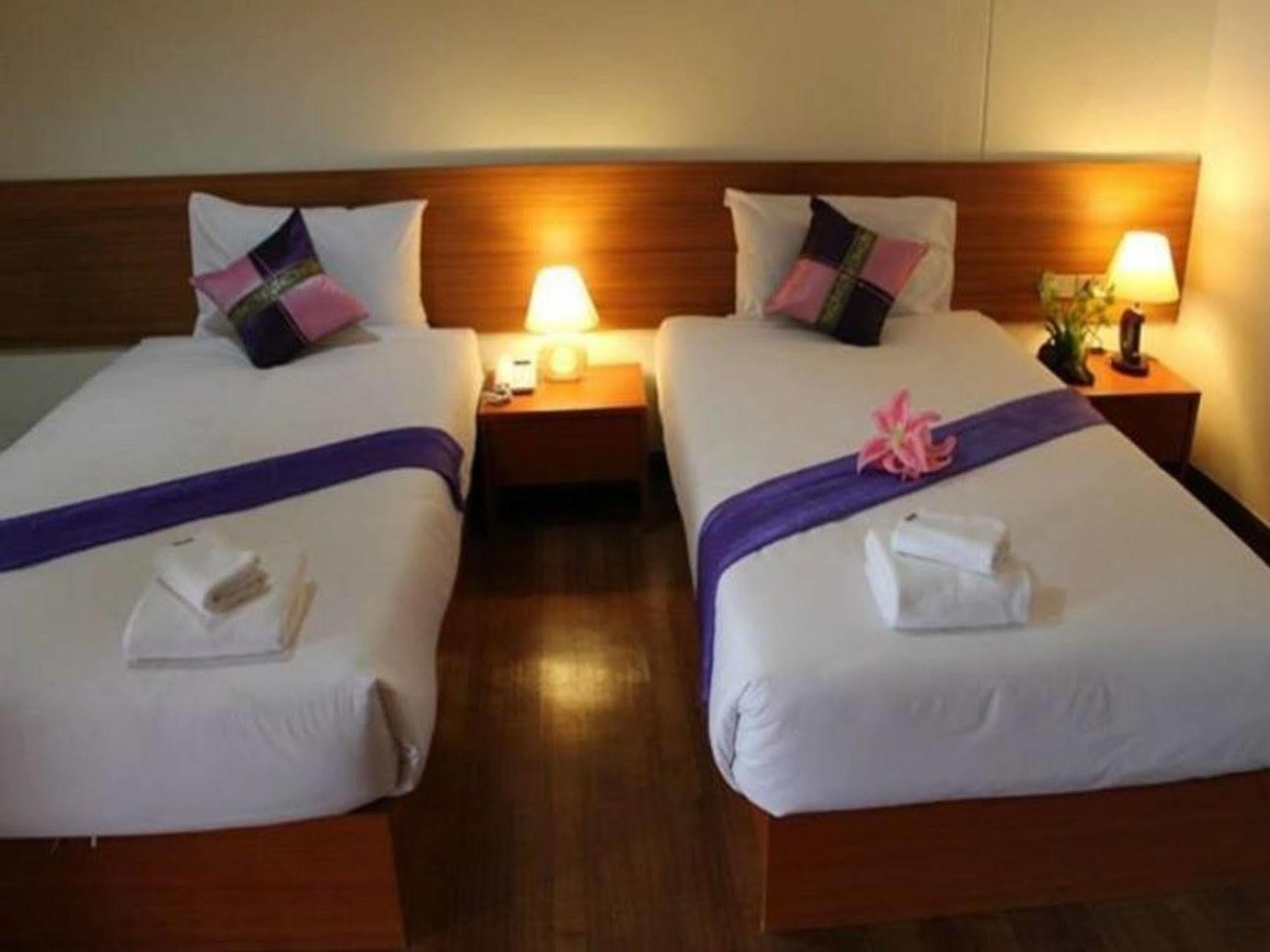 Neptuna Hotel By Maduzi Phuket