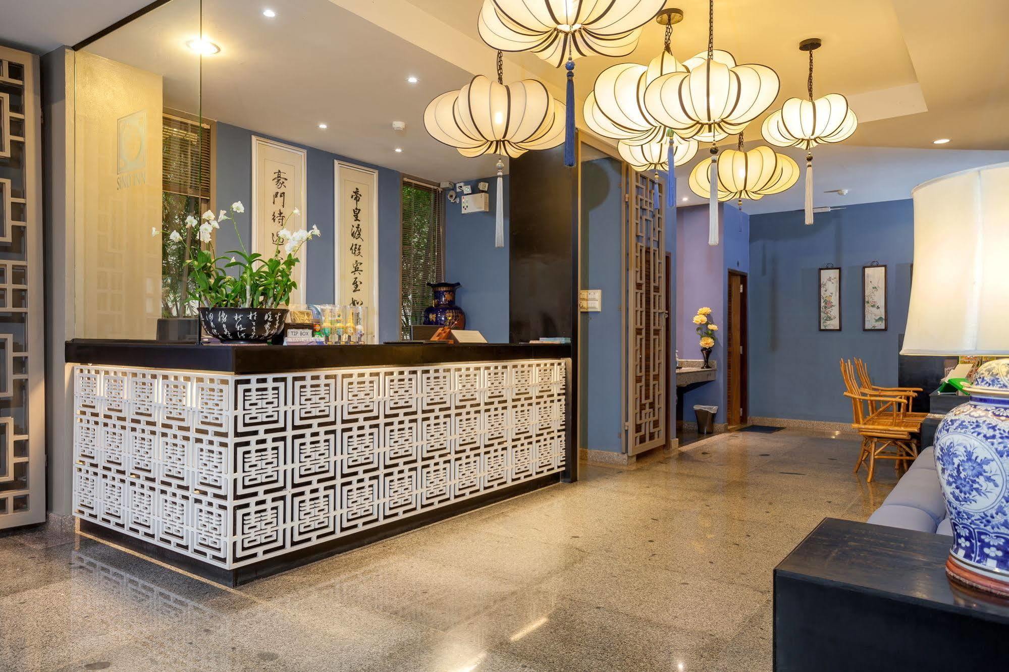 Sino - Sha Hostel Phuket