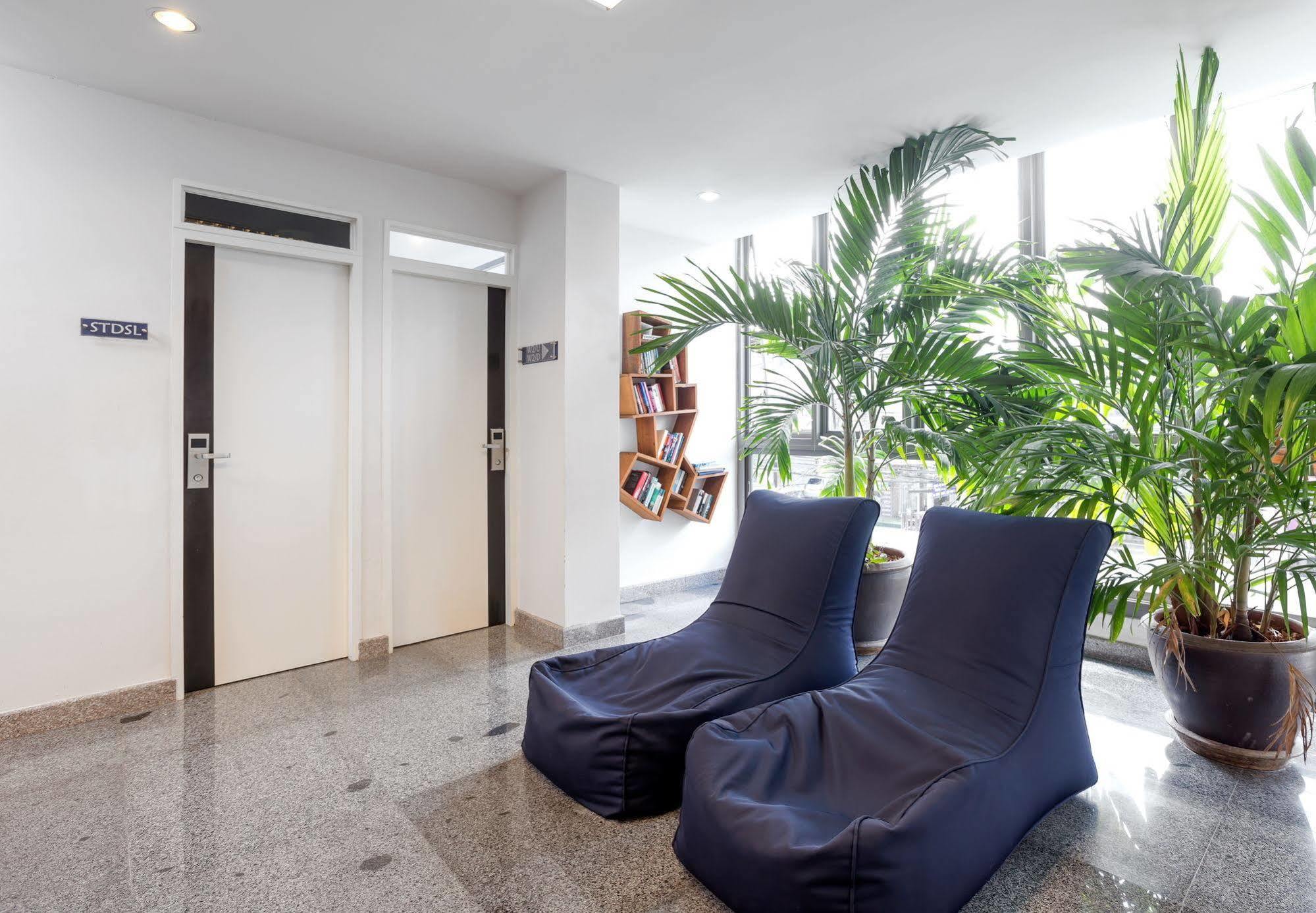 Sino - Sha Hostel Phuket