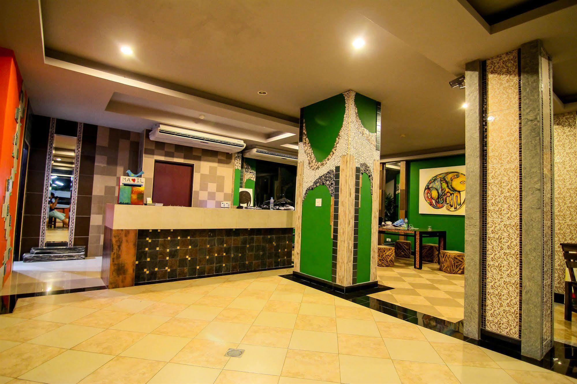 Patong Gallery