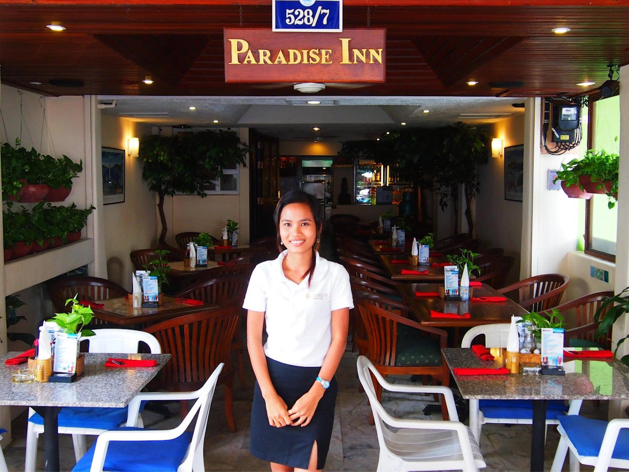Paradise 2*
