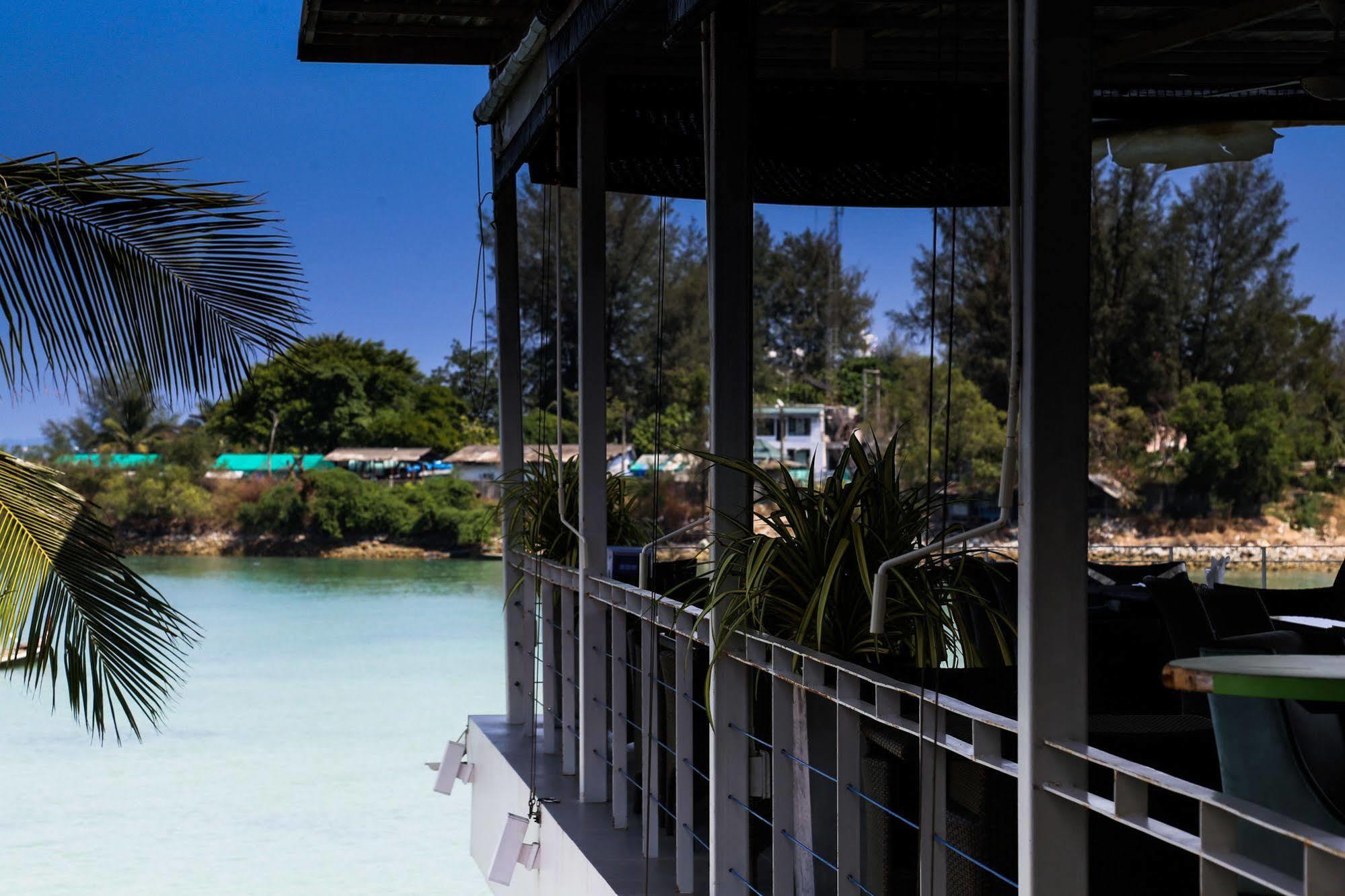 Hotel Phuket Boat Quay Panwa Beach
