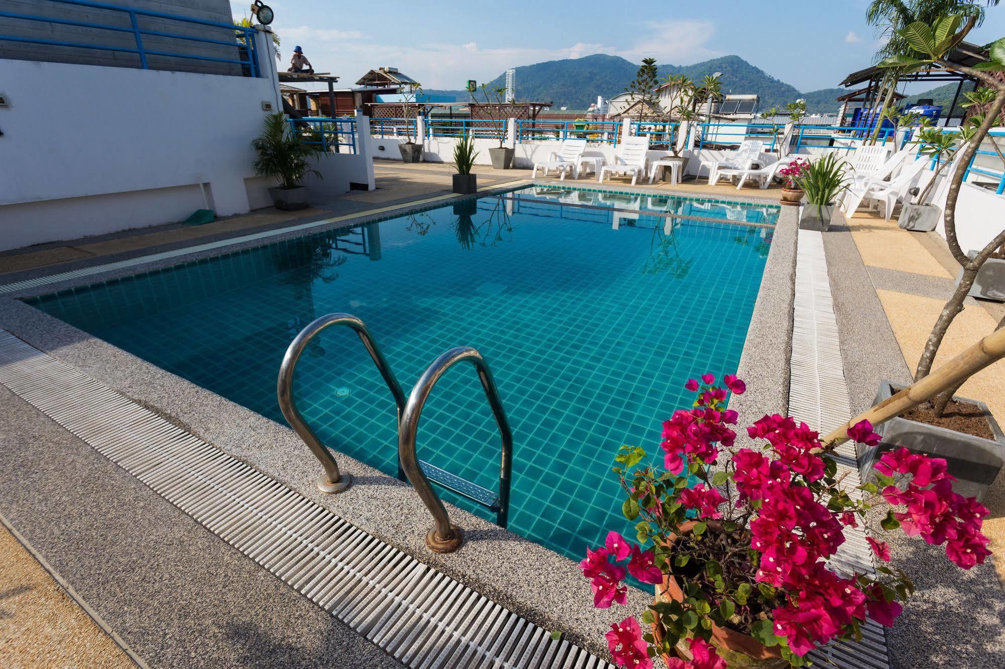 Star House 3* Patong