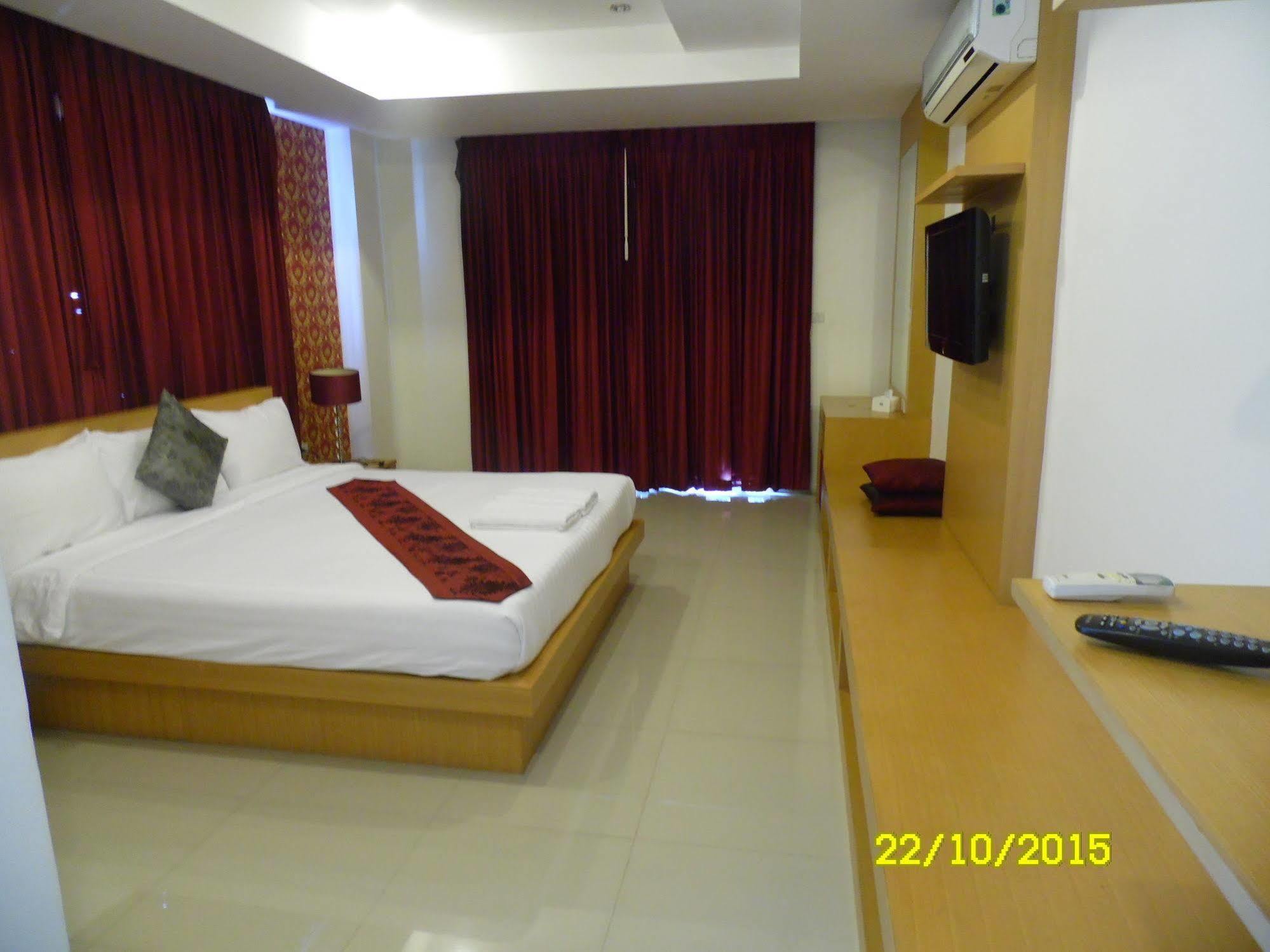 Le Desir Resortel Aparthotel Chalong