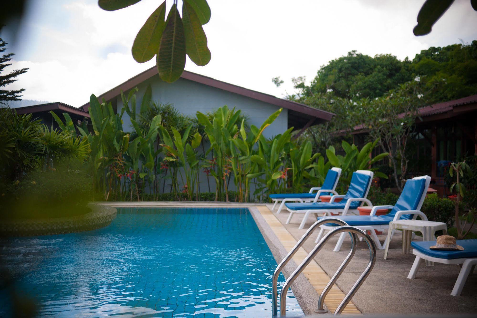 Hotel Phuket Siam - Sha 2*
