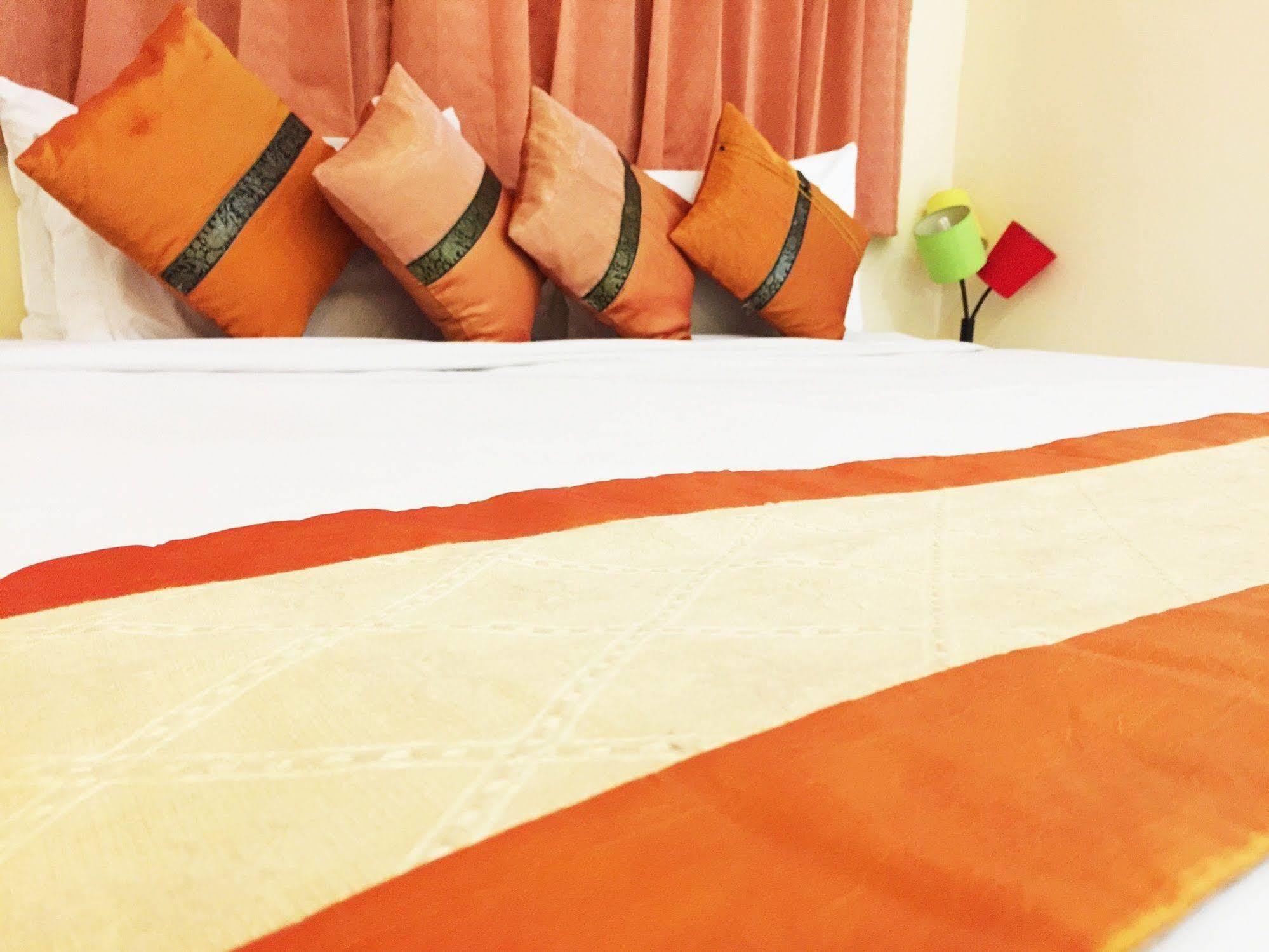 Oyo 1134 Baan Zarn Gasthof Patong