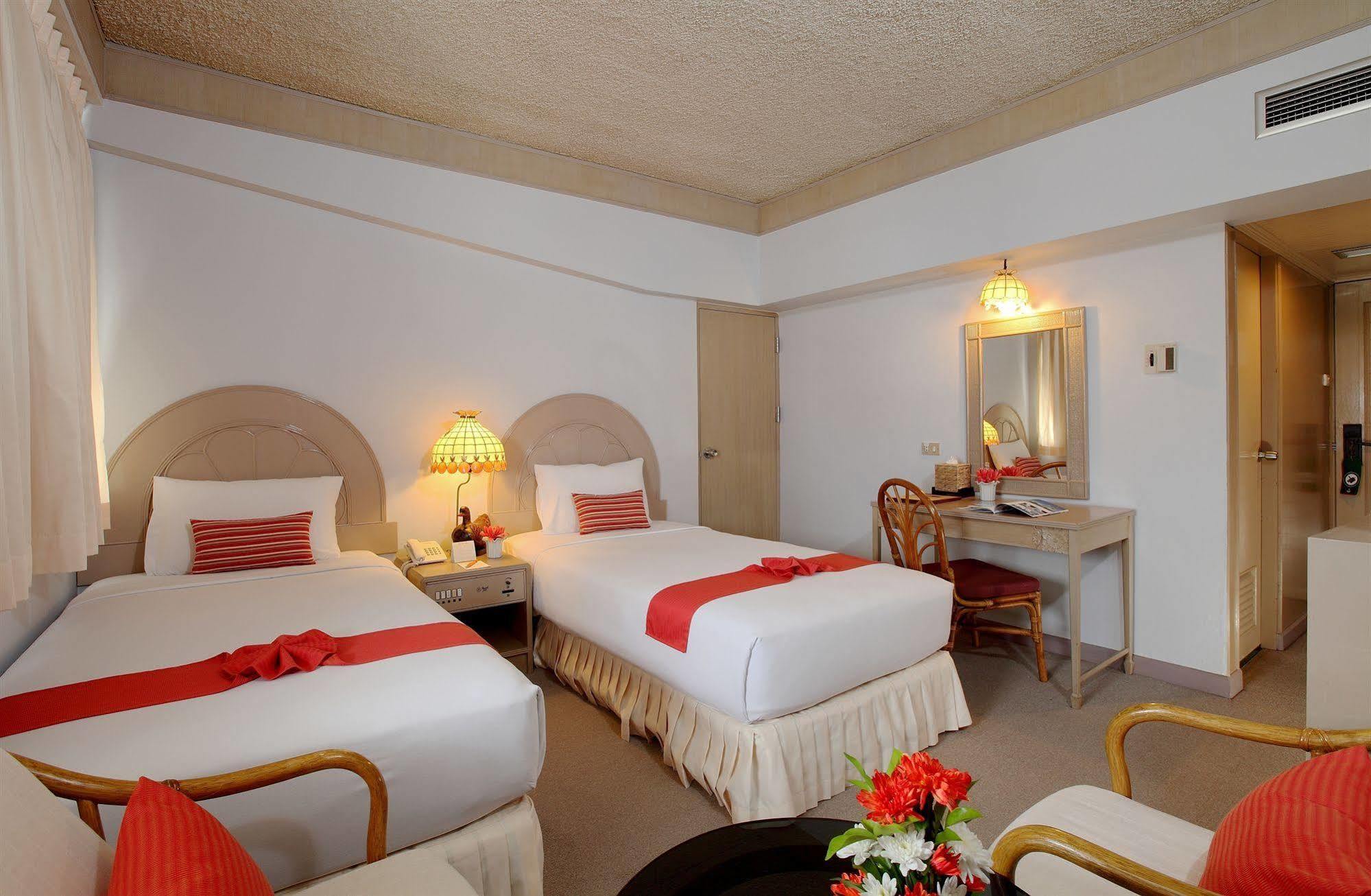 Pearl Hotel 4*