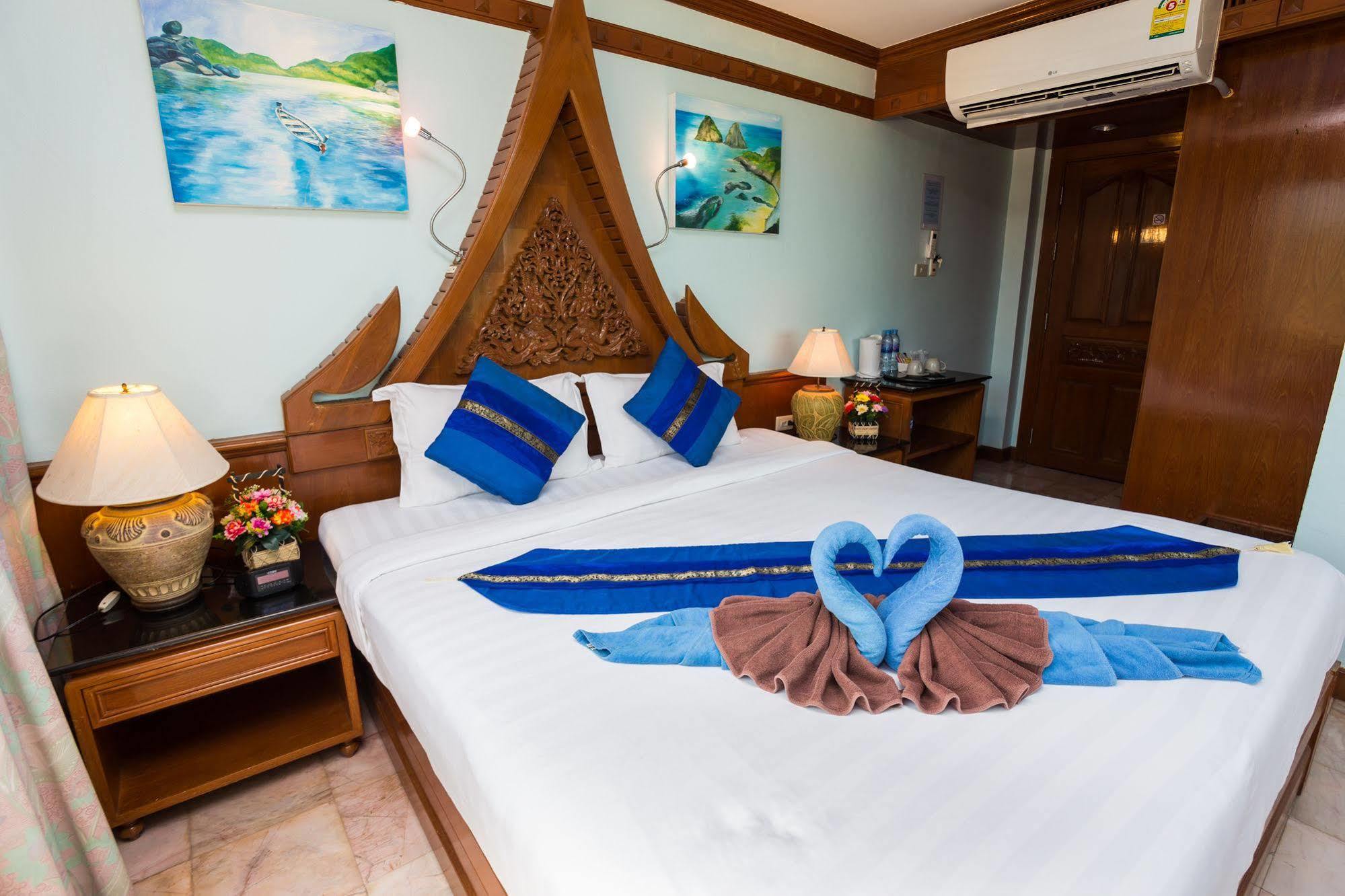 Grand Blue 2* Patong