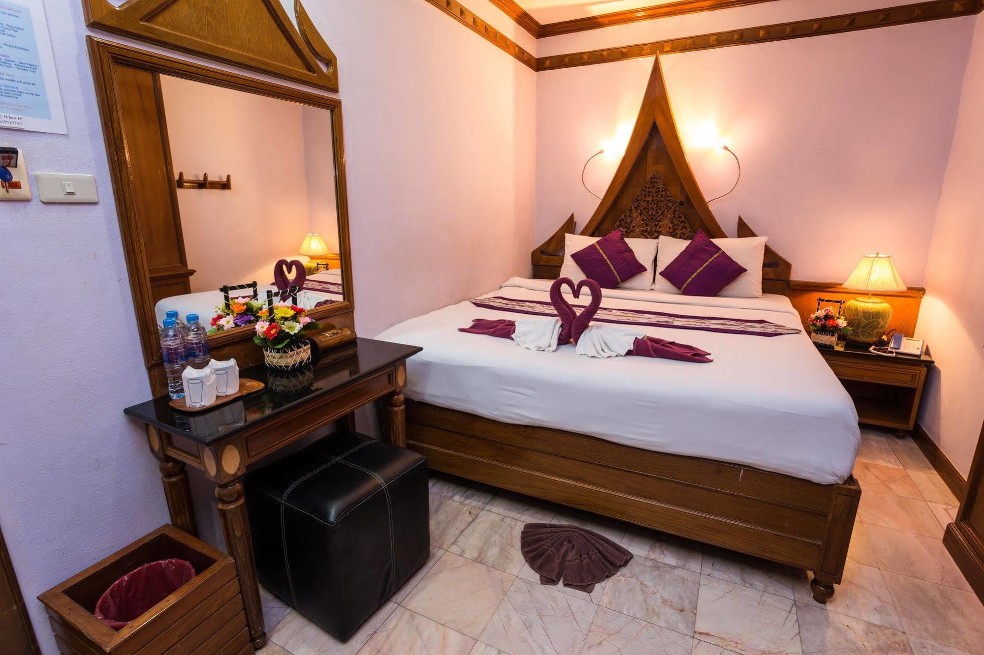 Hotel Grand Blue