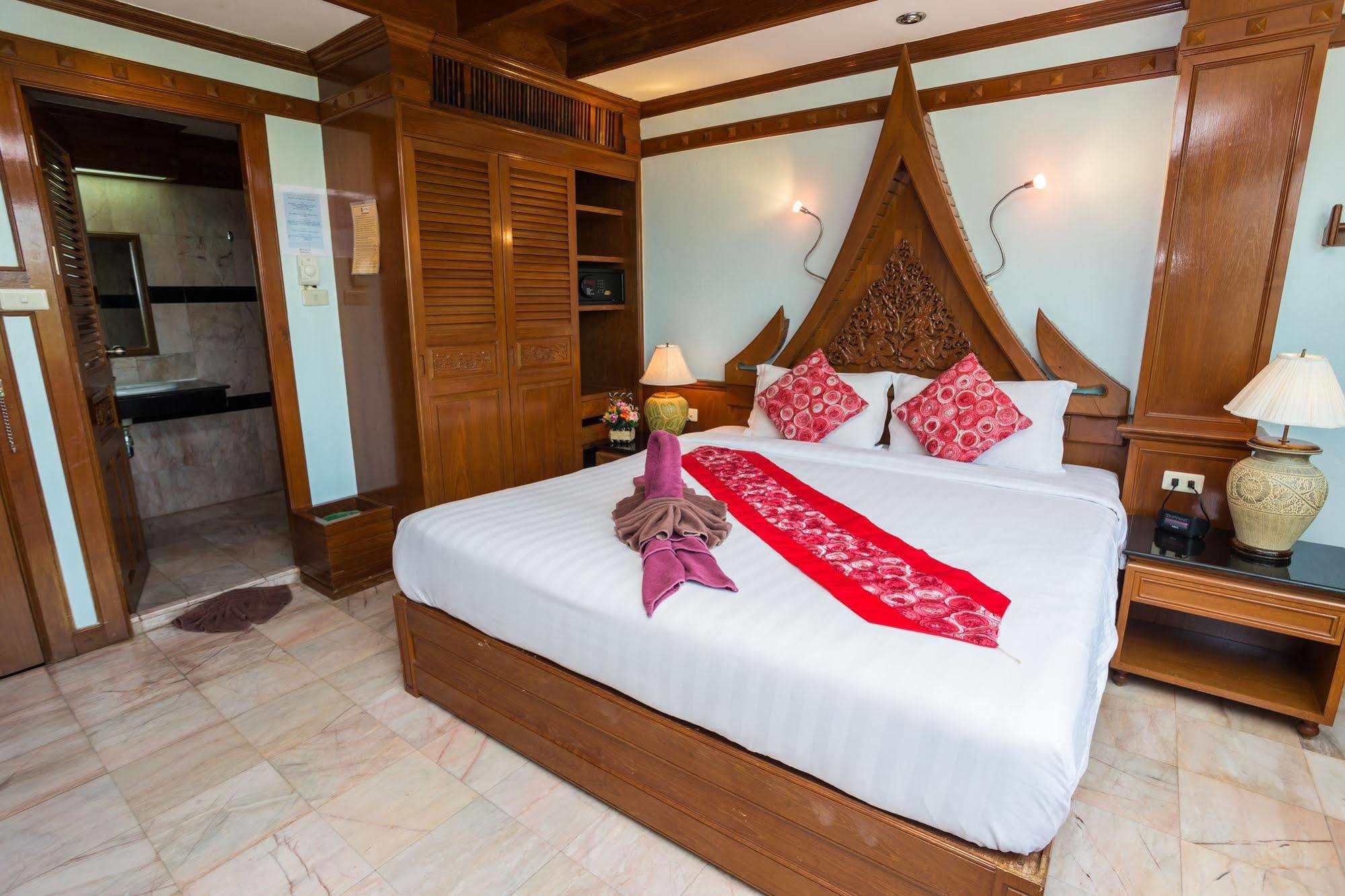Hotel Grand Blue Patong