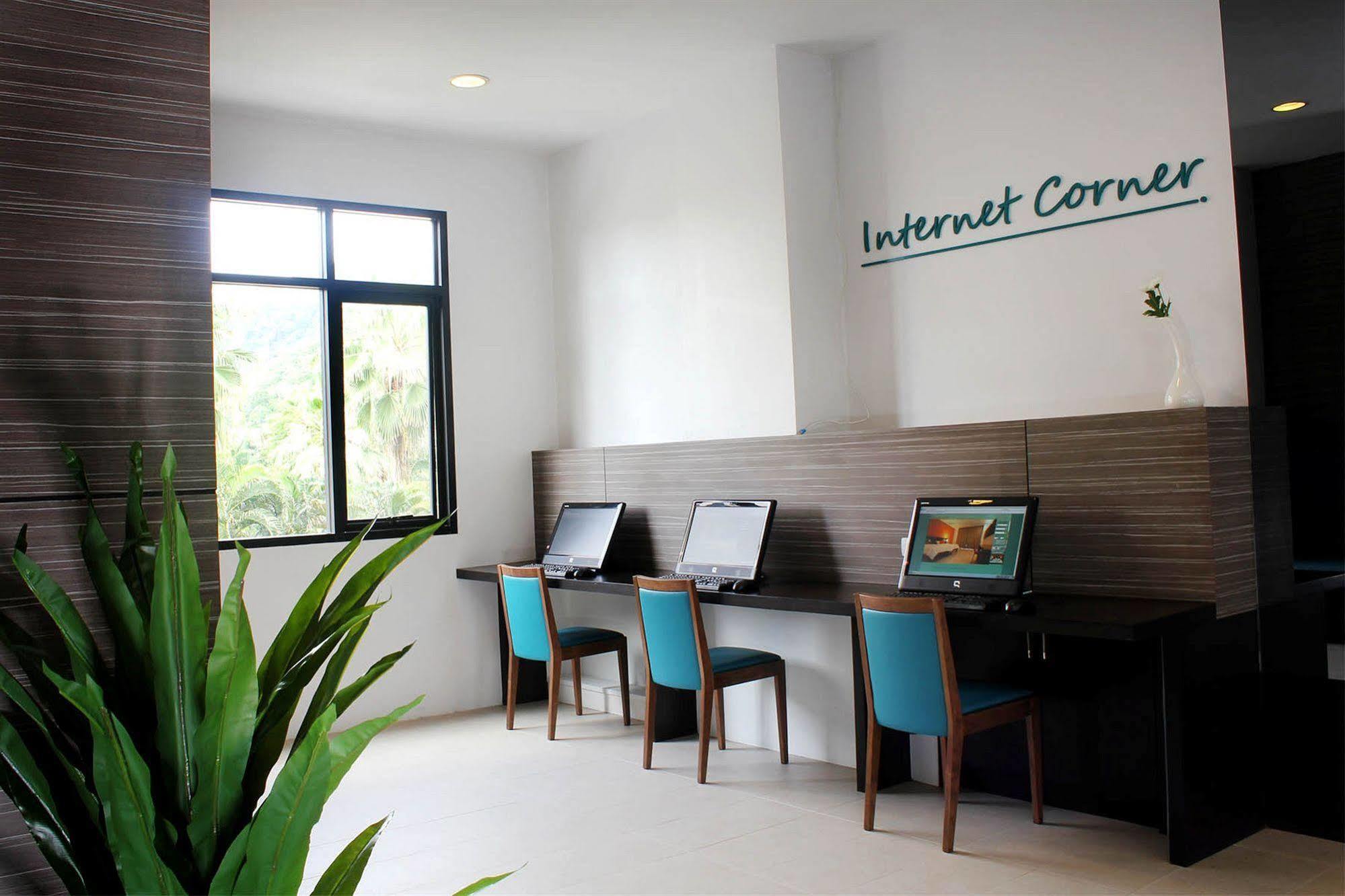 Simplitel Hotel Karon