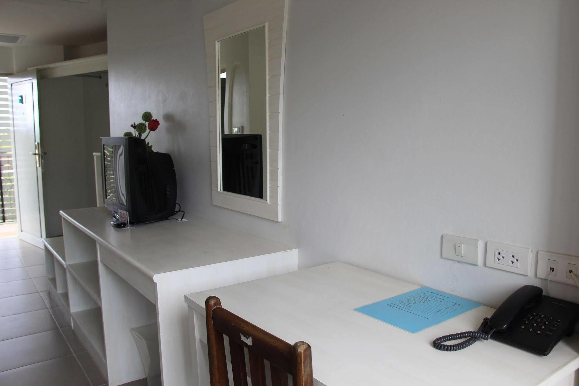 Dinar Hotel Bang Tao Beach (Phuket)