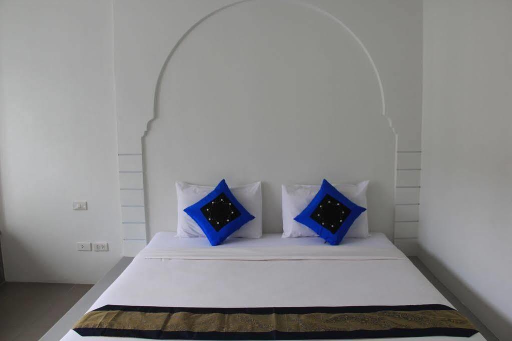 Hotel Dinar Bang Tao Beach (Phuket)
