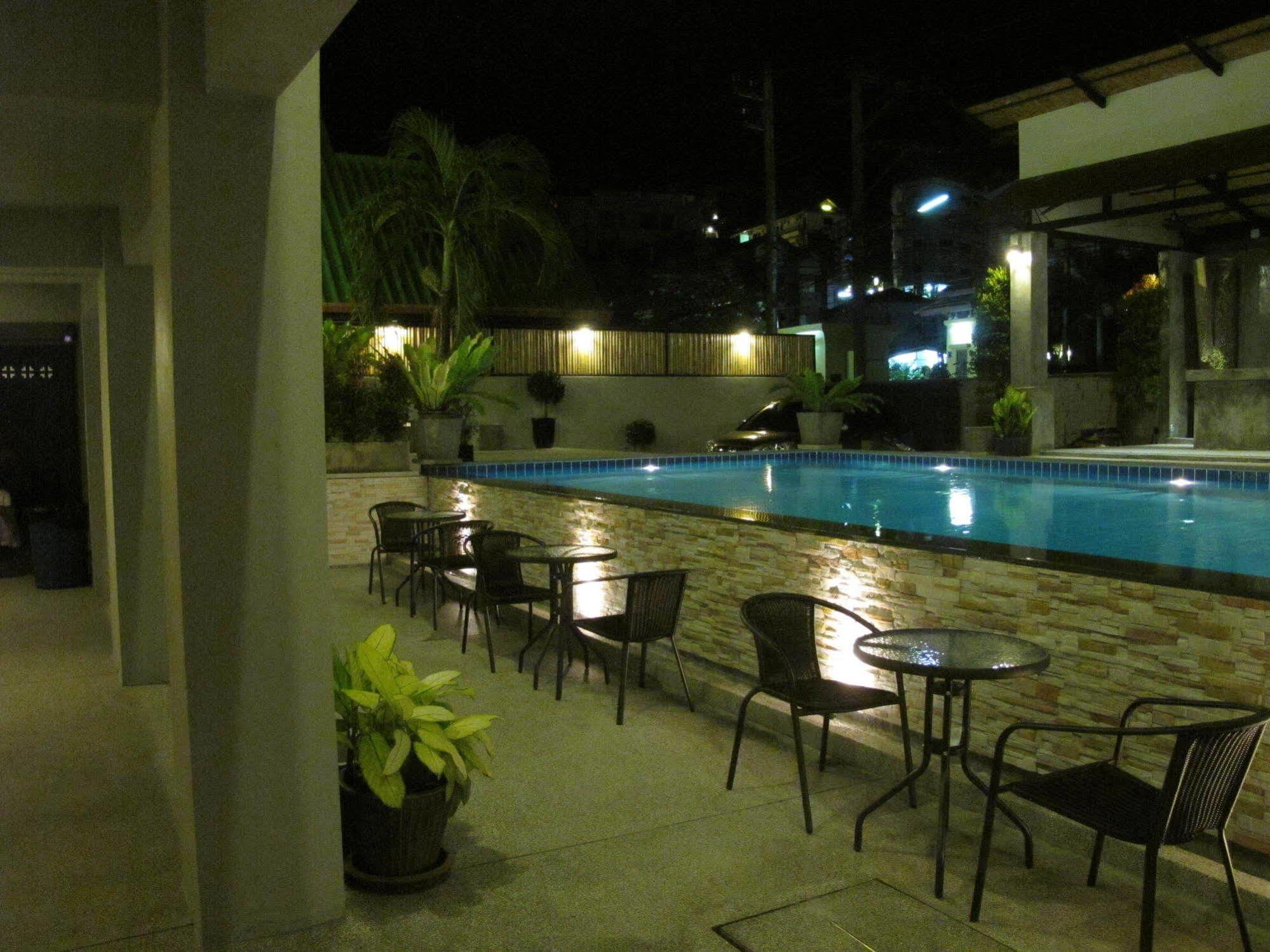 Tempat peranginan The Nest Patong