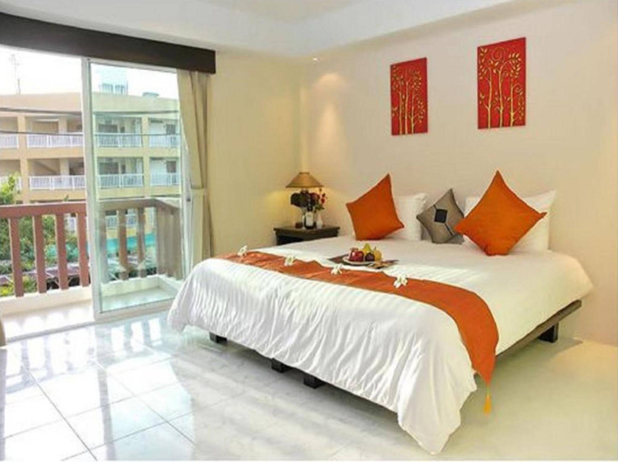 My - Sha Extra Hotel 3*