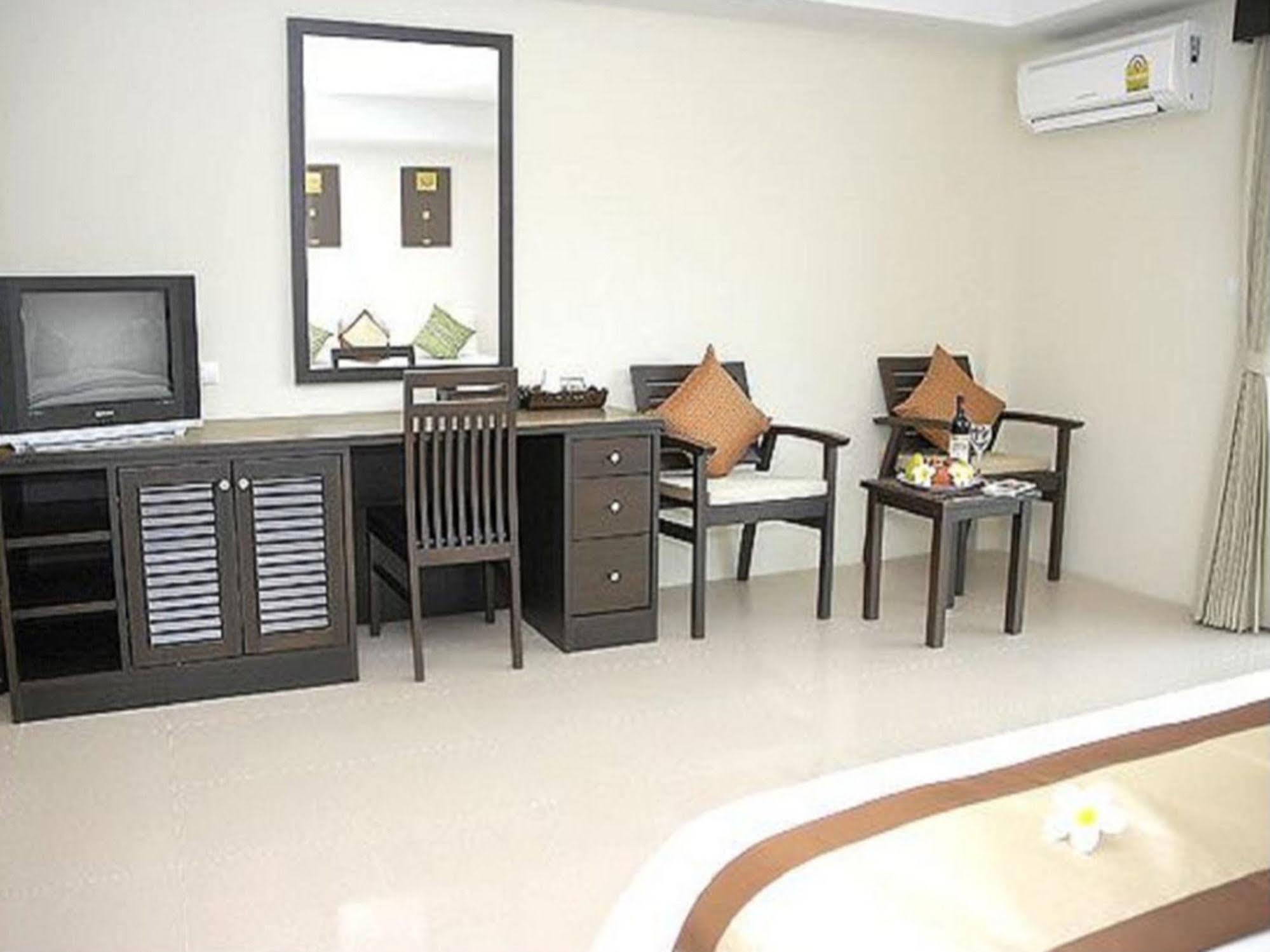 Hotel My - Sha Extra 3*