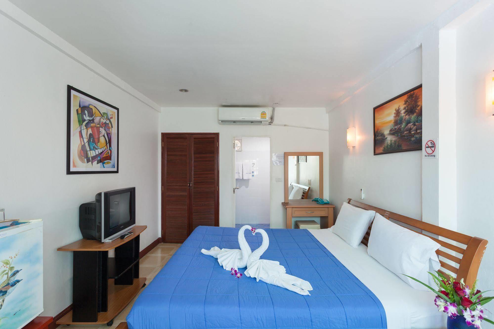 The Expat Hotel