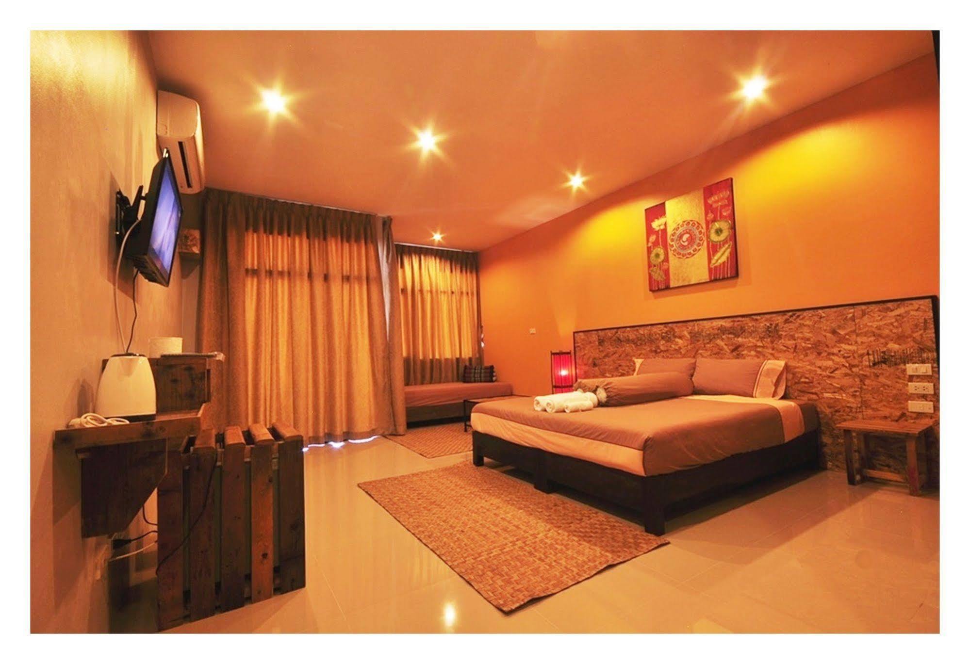 The Bedroom 3*