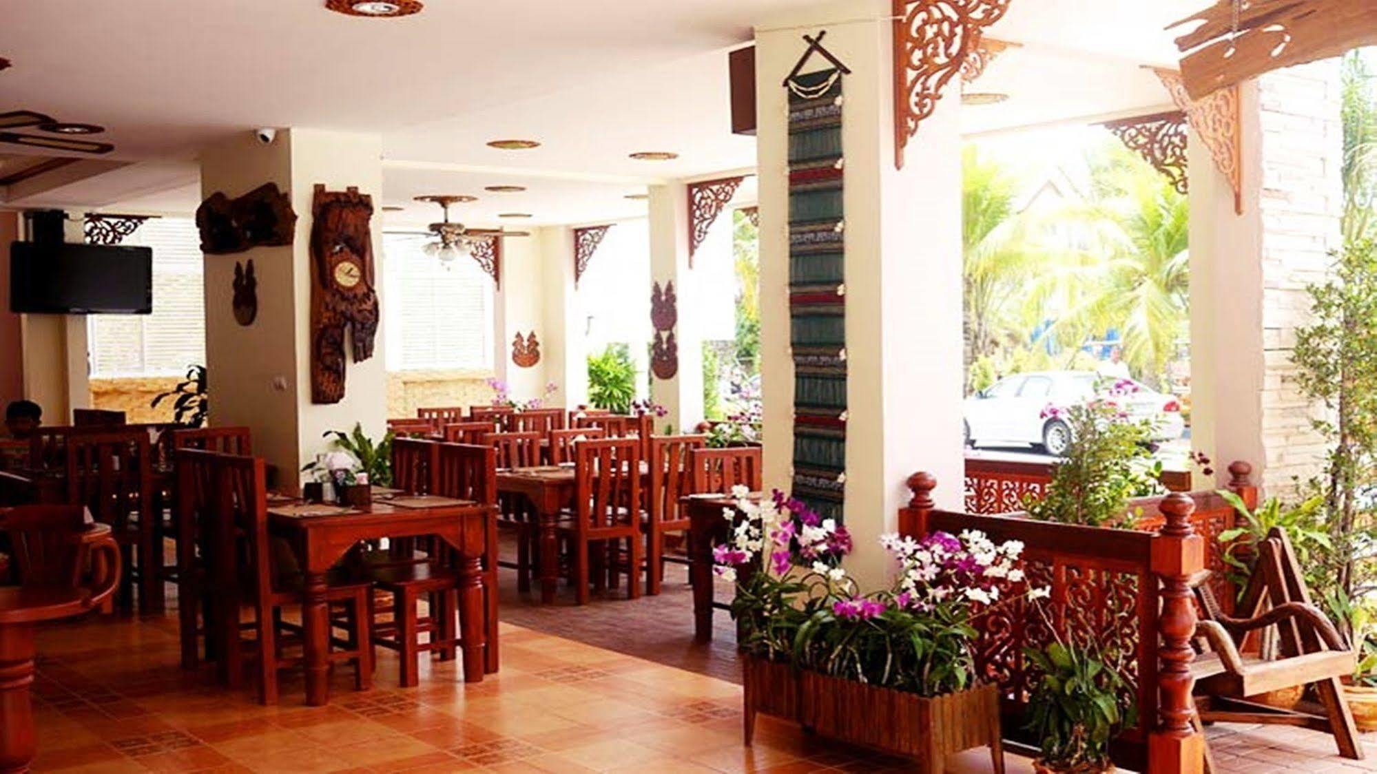 The Orchid House - Sha Extra Hotel 2*