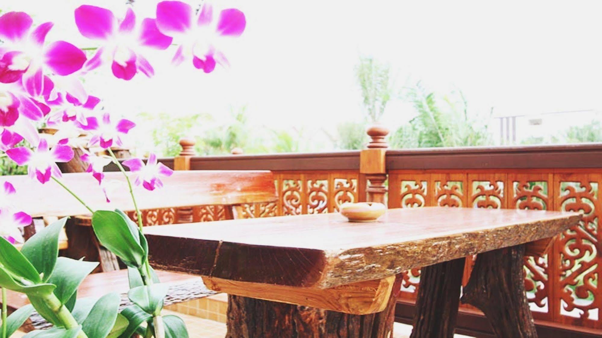 The Orchid House - Sha Extra 2*