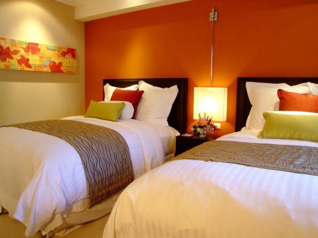 Marriott's - Phuket Hotel 5*