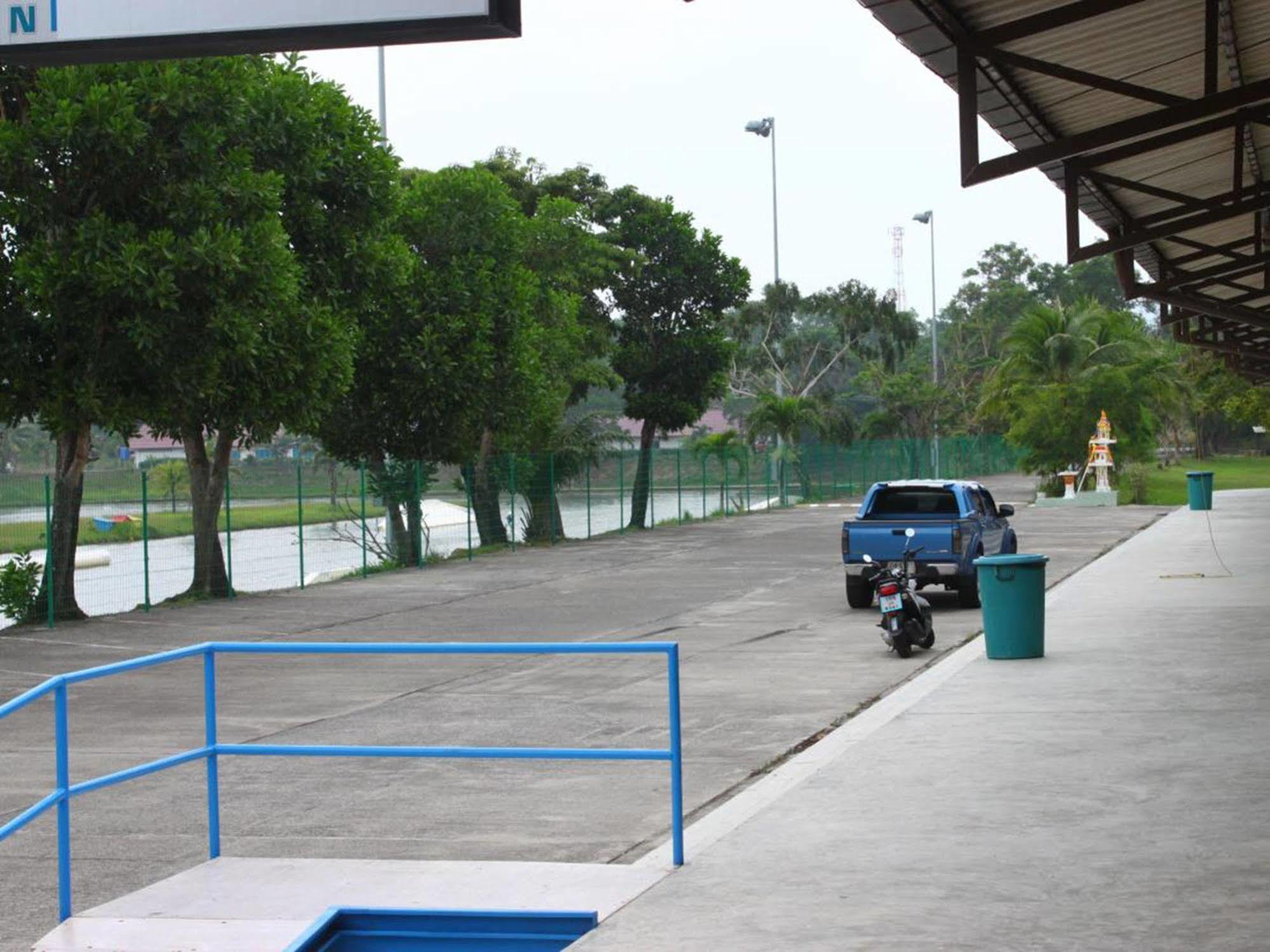 Hotel Phuket Wake Park 3*