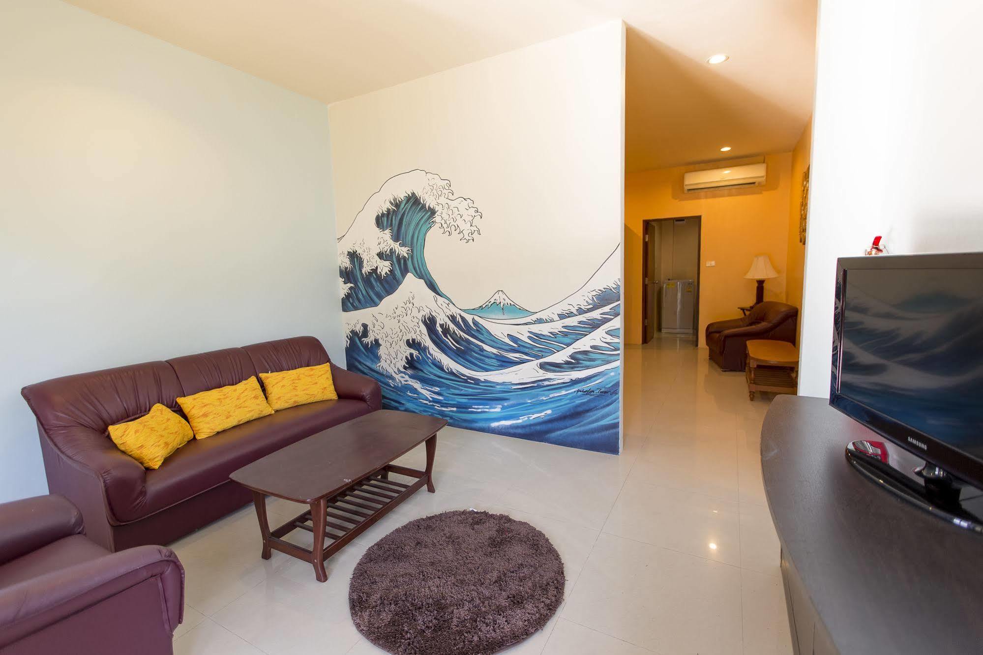 Hotel Phuket Wake Park 3*