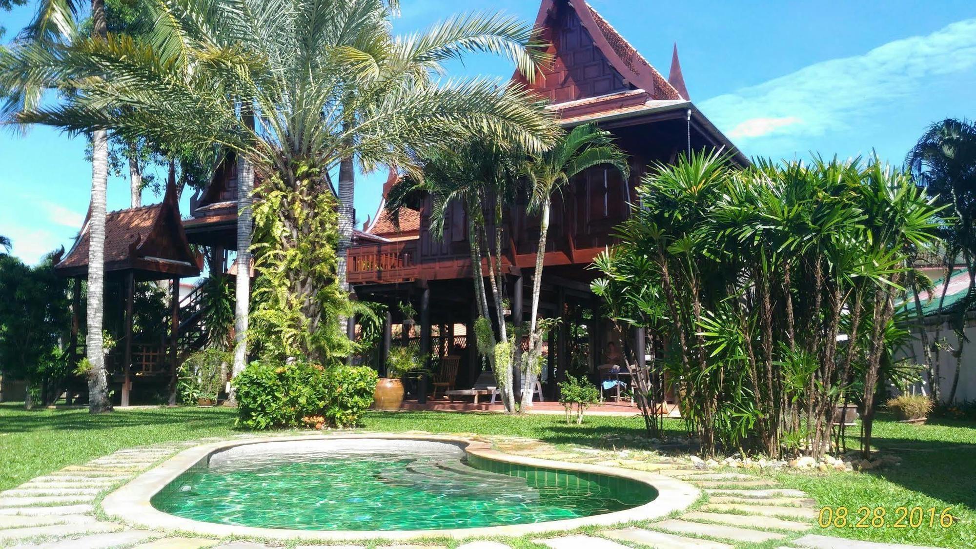 Apartment Baan Tukae By Holiplanet Rawai