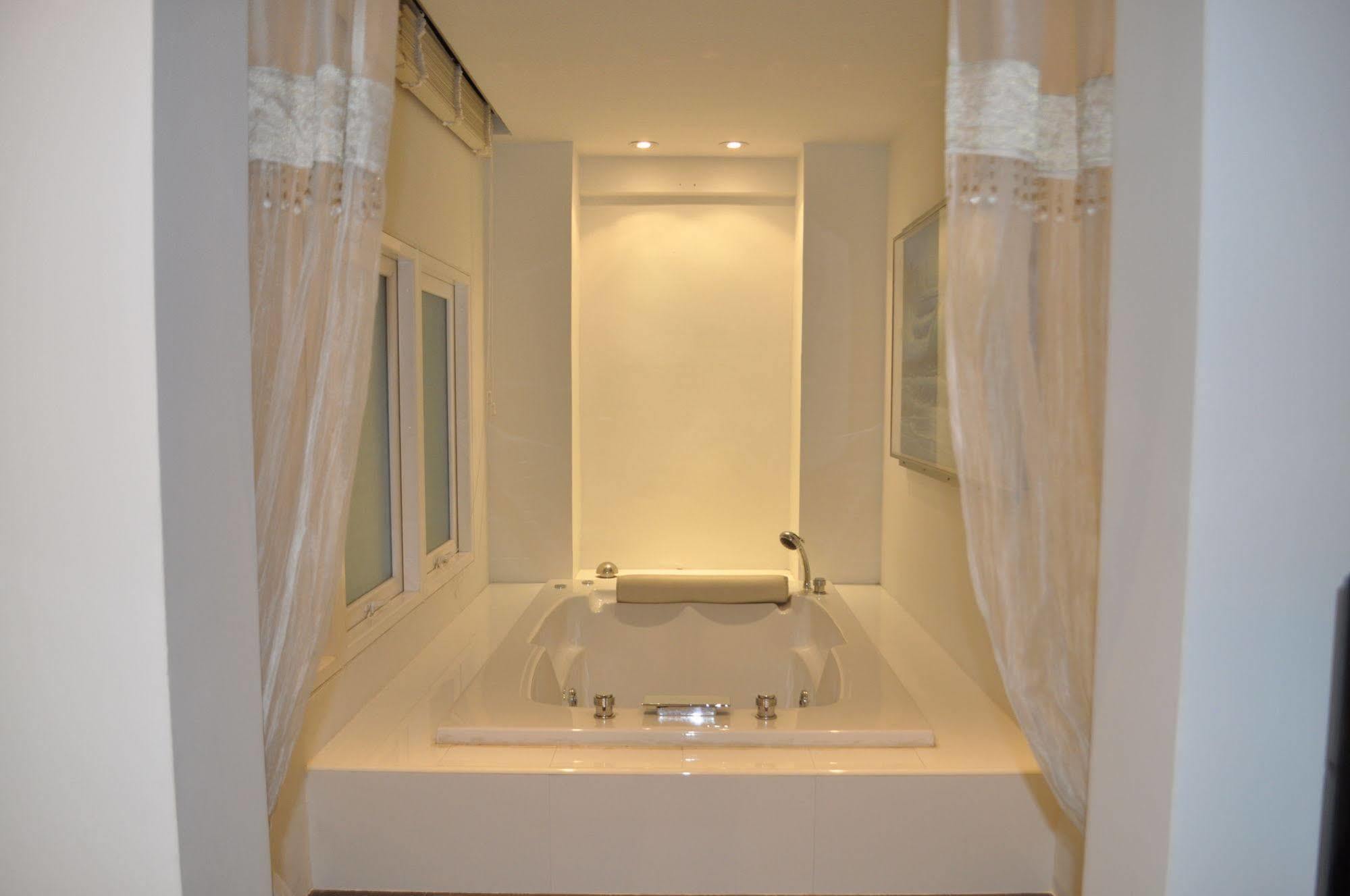 Hotel Saladee Gallery