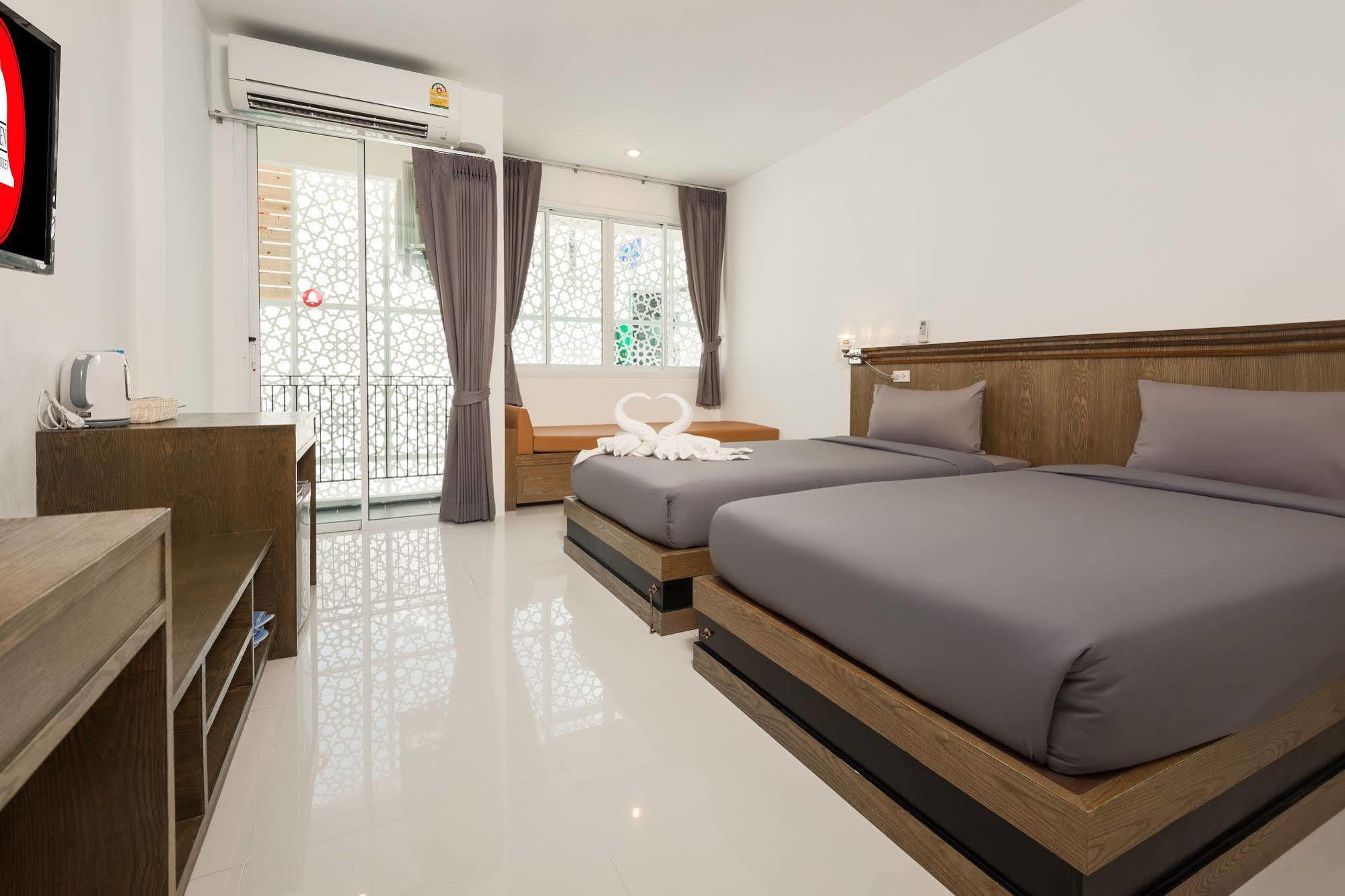 Muden Phuket 3*