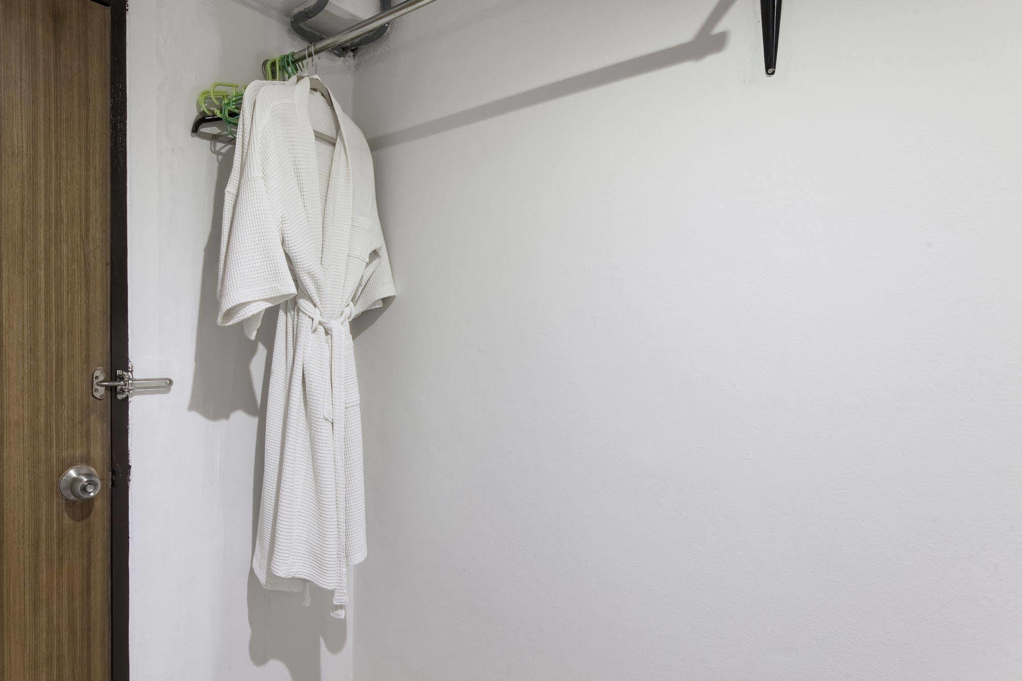 Zen Basic Nanai Phuket Hotel