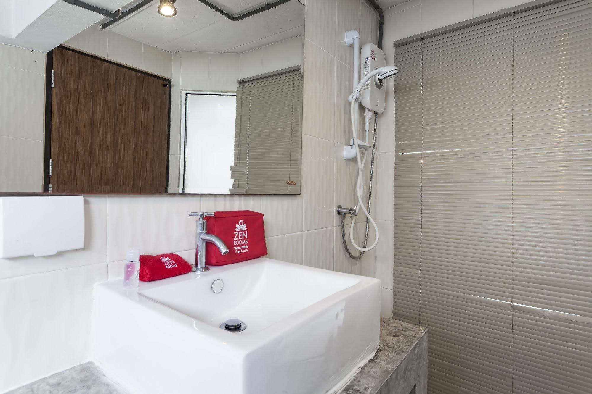 Hotel Zen Basic Nanai Phuket 3*
