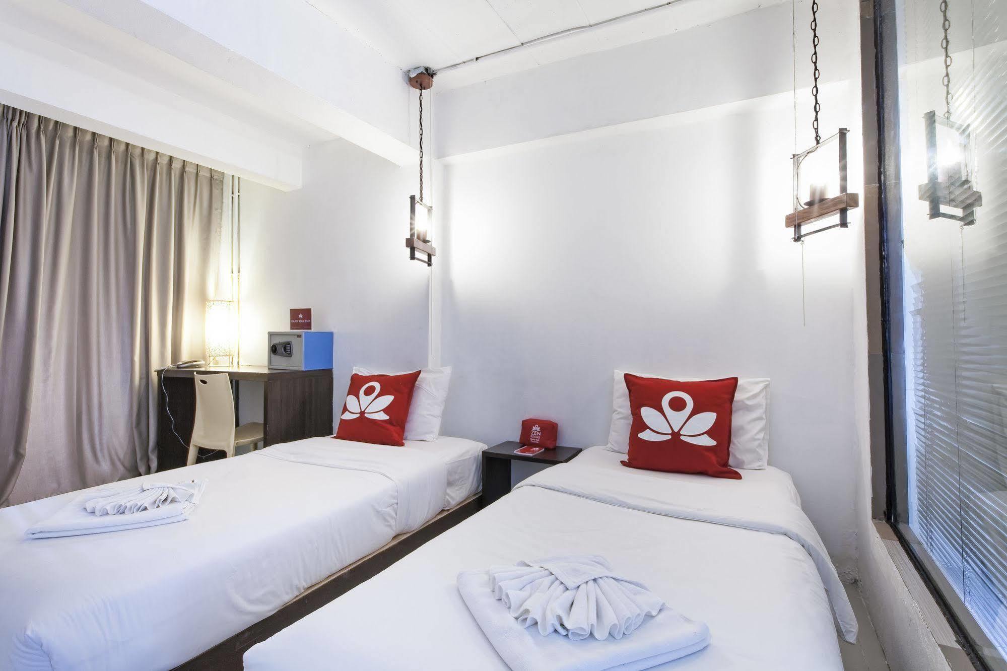 Zen Basic Nanai Phuket Hotel 3*
