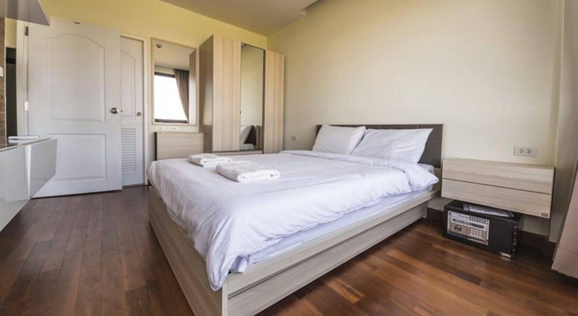 By Tropiclook Ferienhaus Nai Harn
