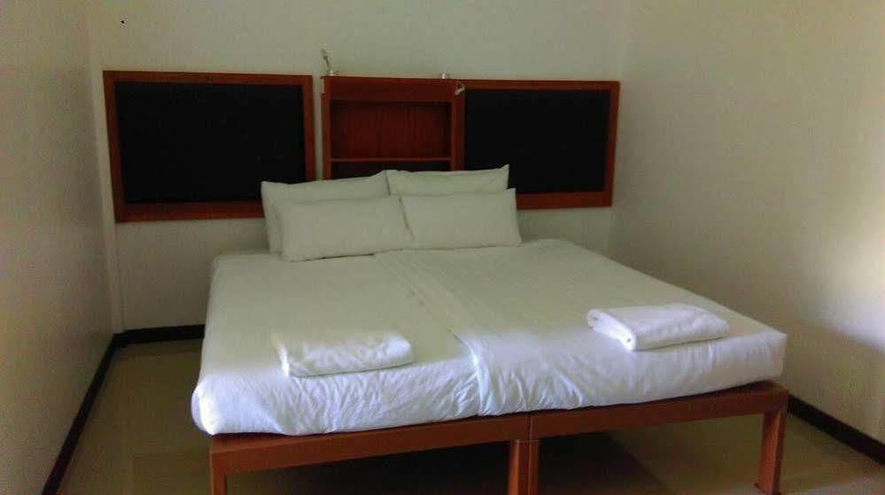 The Lantern Hostel, Chalong ,phuket Albergue Phuket