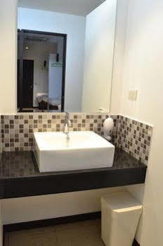 The Lantern Hostel, Chalong ,phuket Albergue
