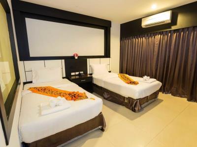 Star House 3* Patong