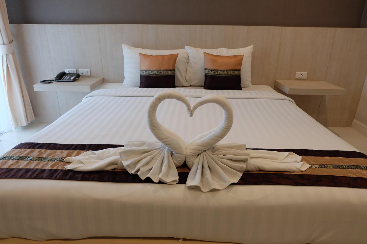 Airport Mansion Phuket 3*