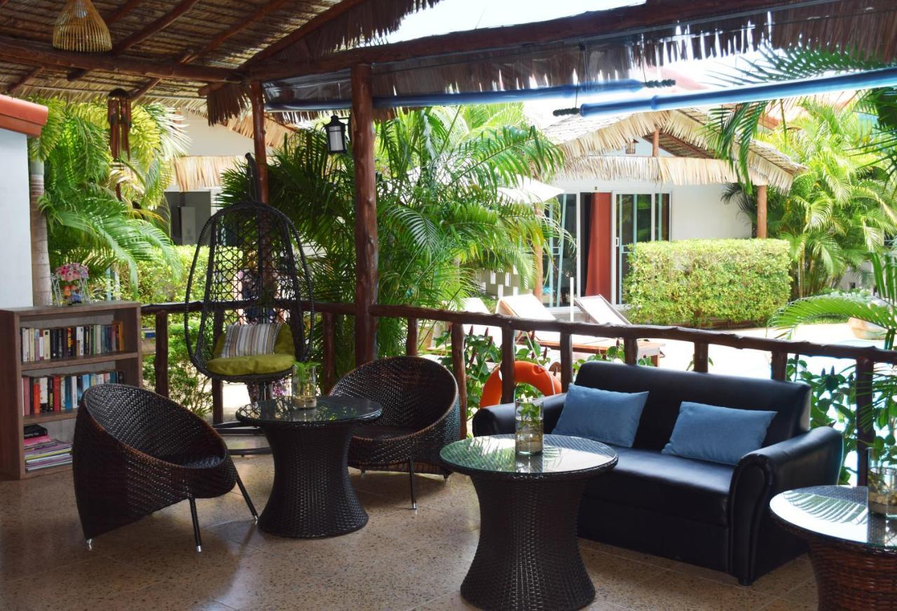Hotel Vivi Rawai