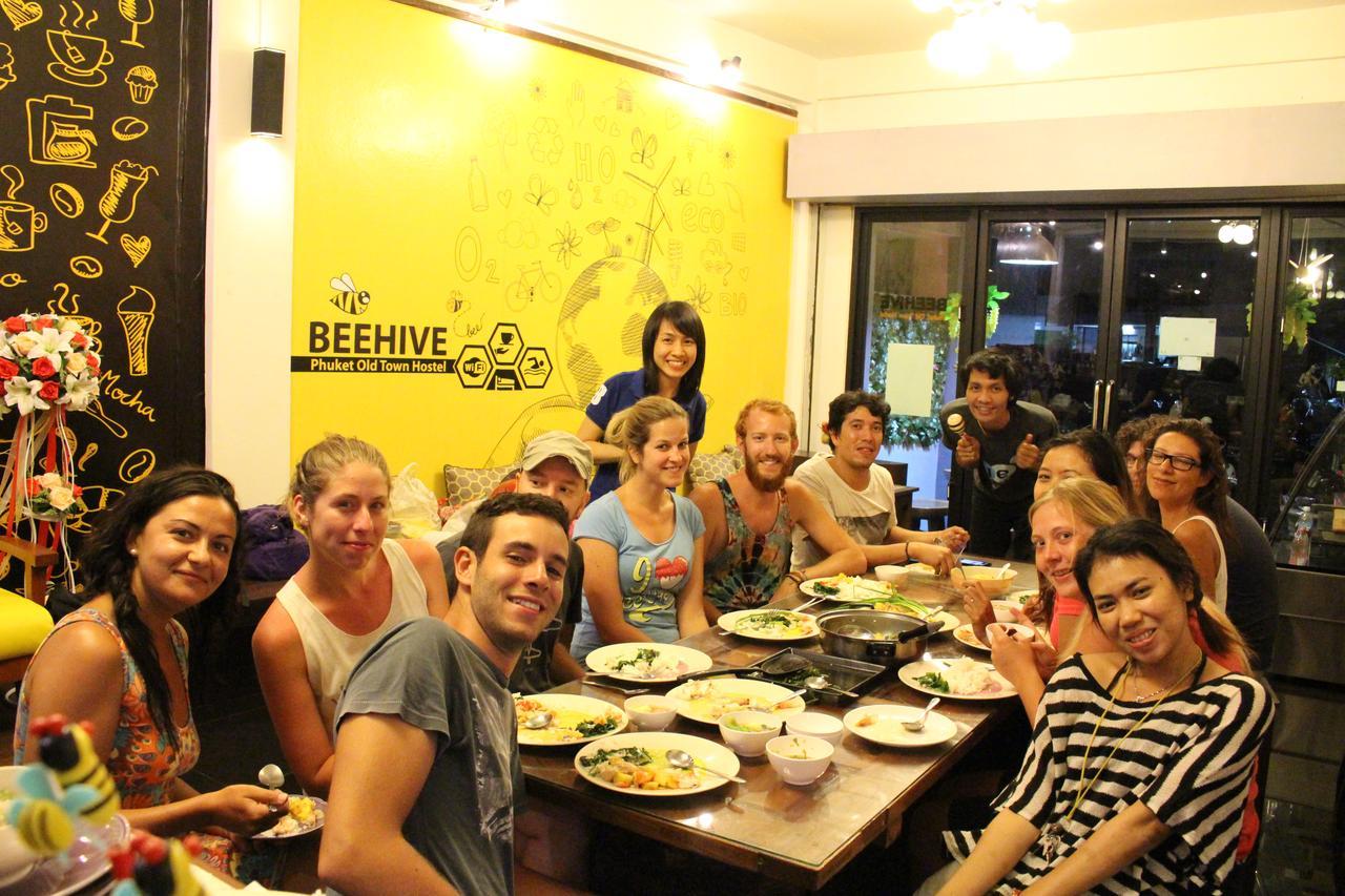 Beehive Old Town Hostel *