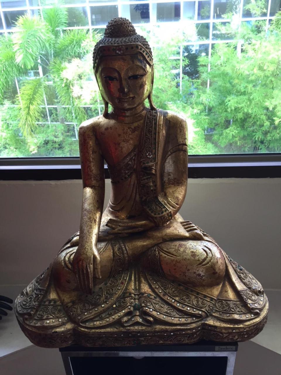 Fong Kaew And Baan Nang Fa