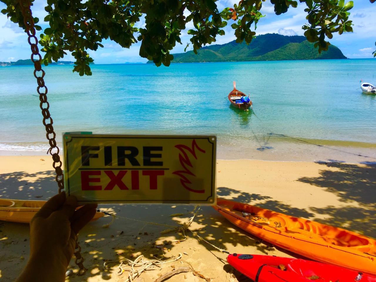 None-available Villa Rawai