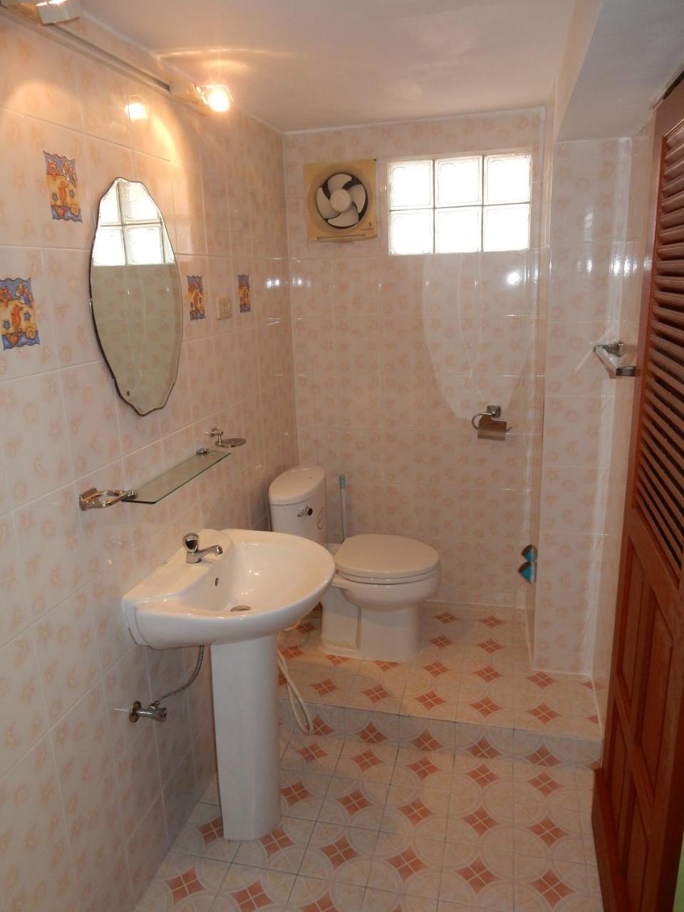 Chez Charly 3*