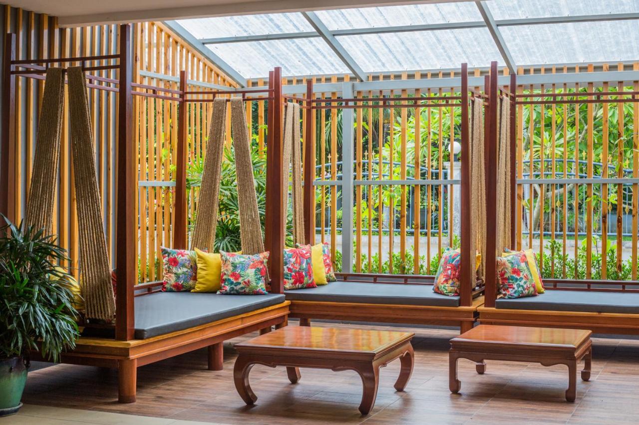 Nonnee Phuket Hostel Strand Kata