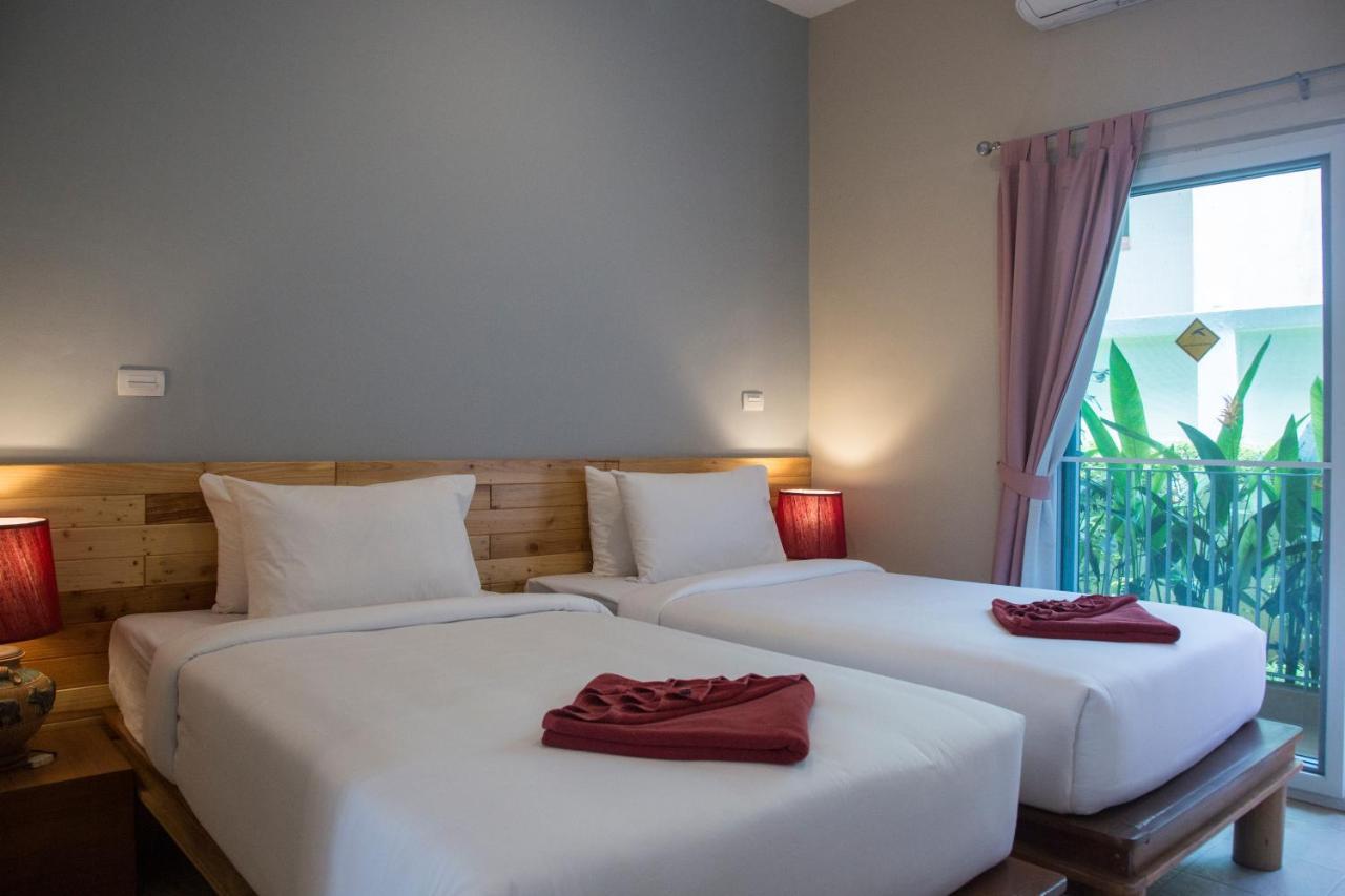 Nonnee Phuket Hostel Strand Kata