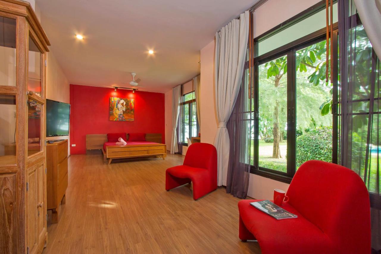 Villa Miracle *